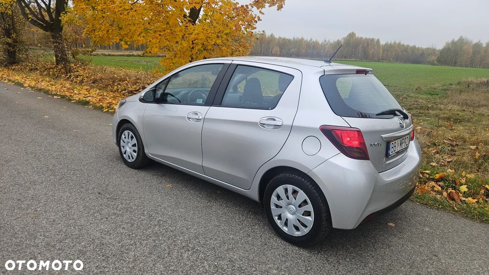 Toyota Yaris - 4