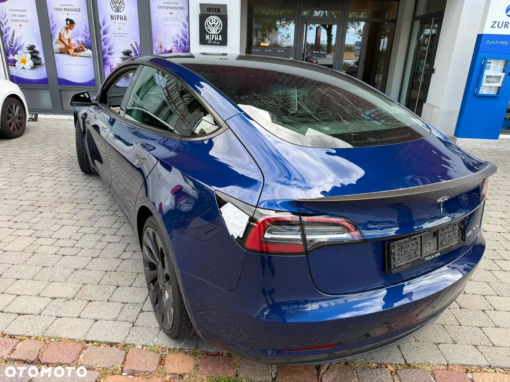 Tesla Model 3 Langstreckenbatterie Allradantrieb Dual Motor Performance - 9