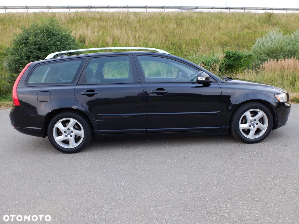 Volvo V50 D2 Momentum - 5