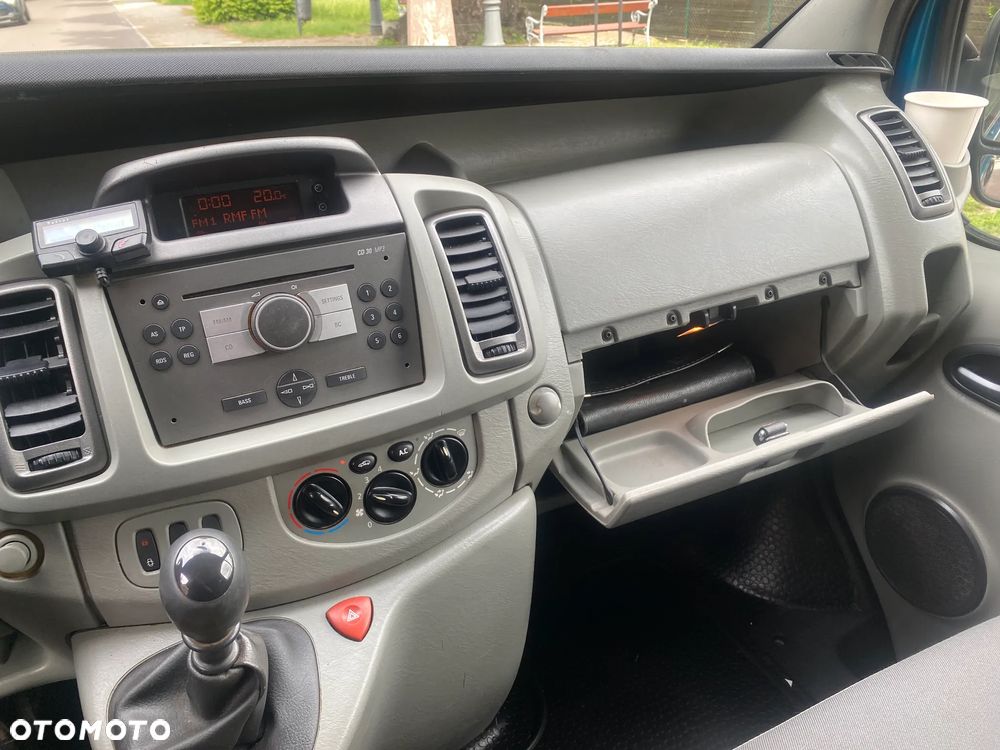 Opel Vivaro - 15