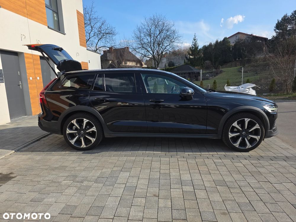 Volvo V60 D4 AWD Geartronic Inscription - 4