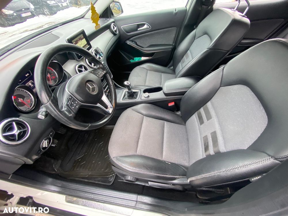 Mercedes-Benz GLA 200 CDI - 10