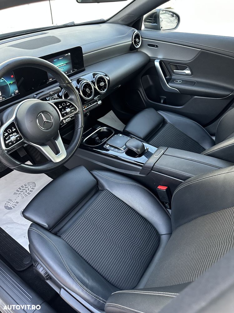 Mercedes-Benz CLA 180 d 7G-DCT - 22