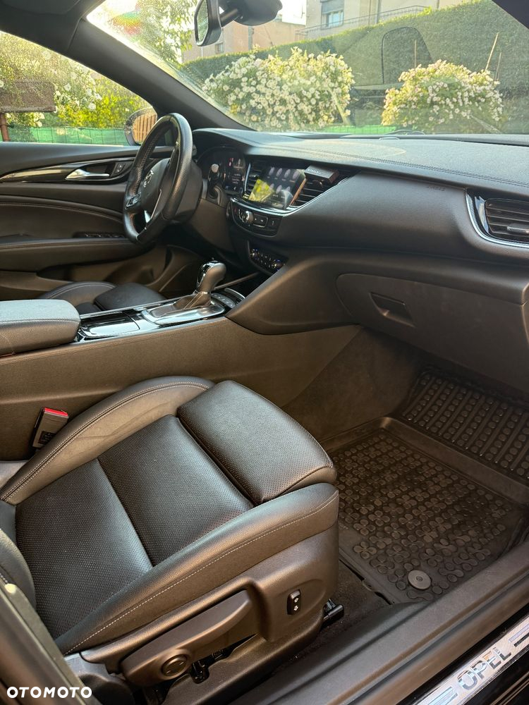 Opel Insignia 1.6 T Elite S&S - 11