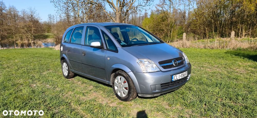 Opel Meriva 1.6 (Essentia) - 2