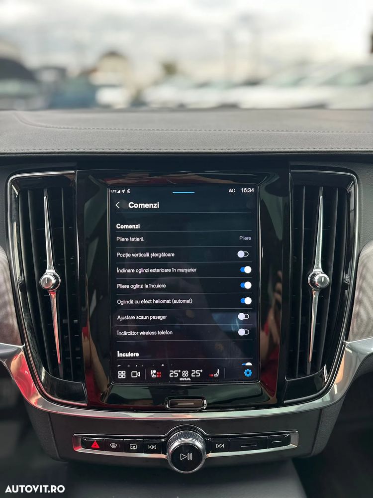 Volvo V90 B4 D Plus Dark - 19