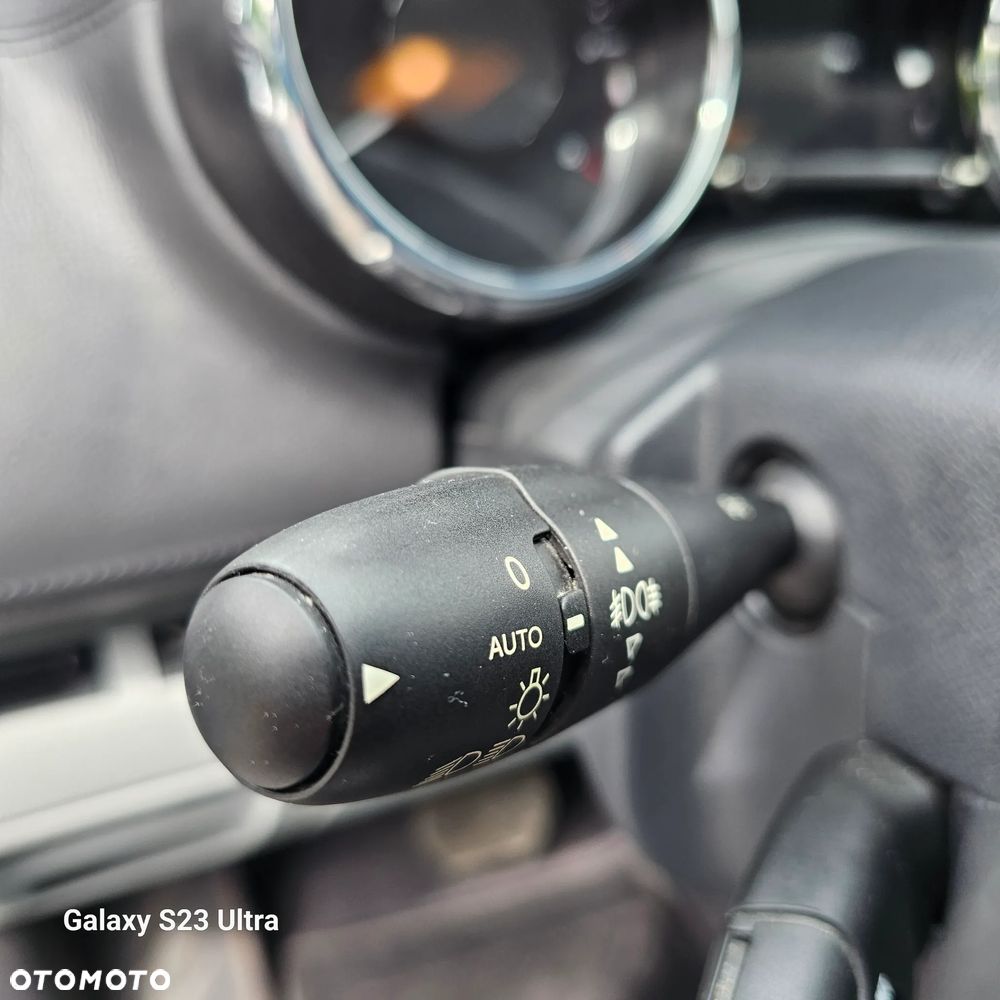 Peugeot 3008 2.0 HDi Premium+ - 13