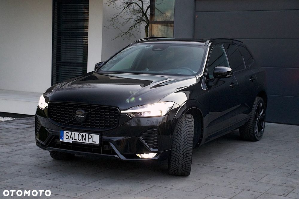 Volvo XC 60 B5 B AWD Ultra Black Edition - 1