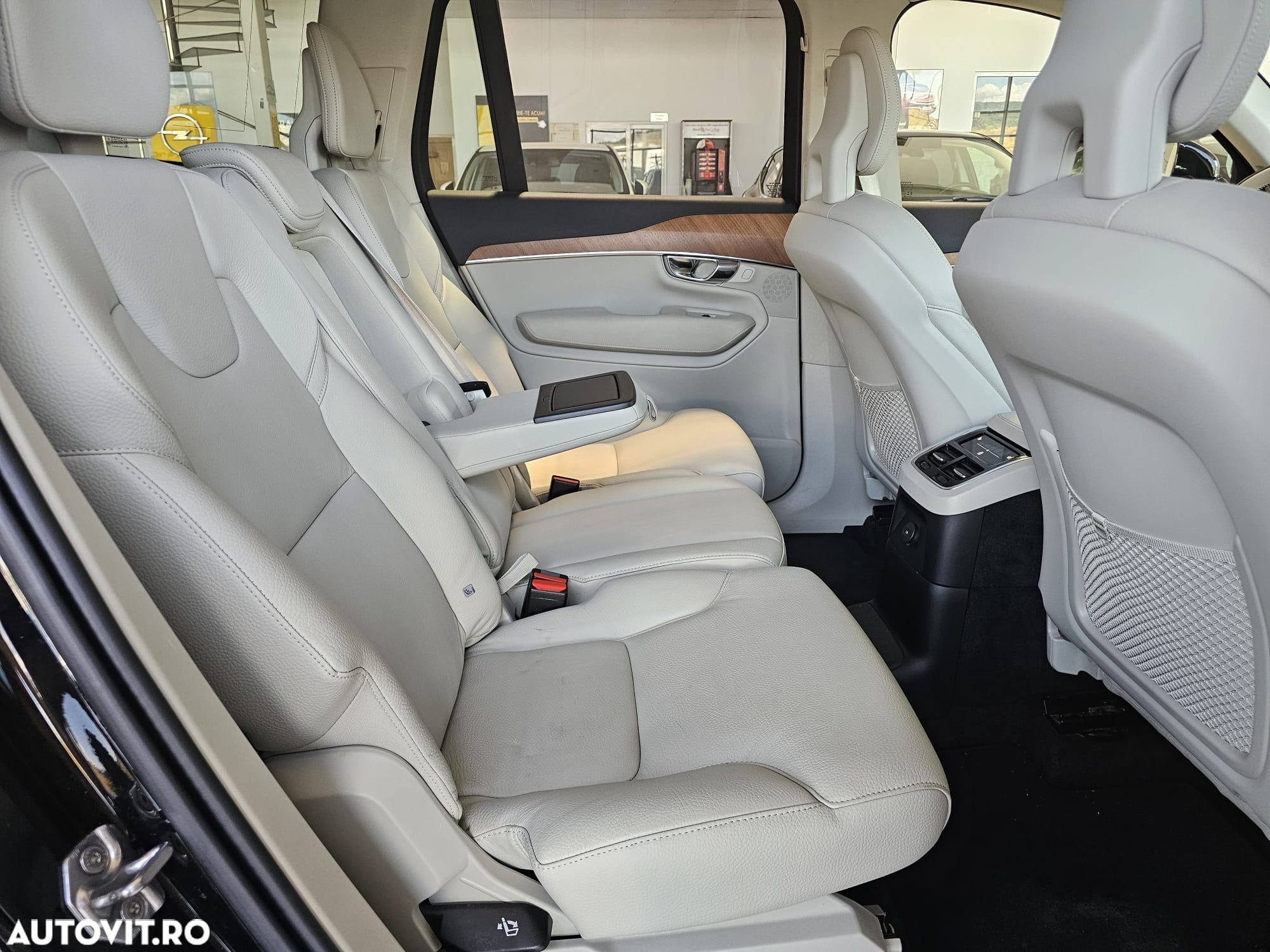Volvo XC 90 T8 AWD Recharge Geartronic Inscription Expression - 16