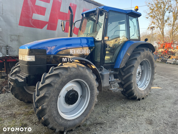 New Holland M100