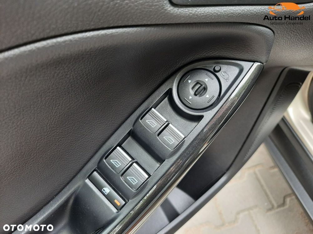 Ford Focus 1.5 EcoBoost STart-Stopp-System TITANIUM - 25