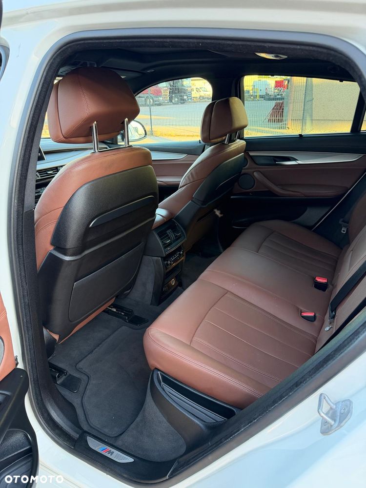 BMW X6 xDrive50i Performance M Paket - 7
