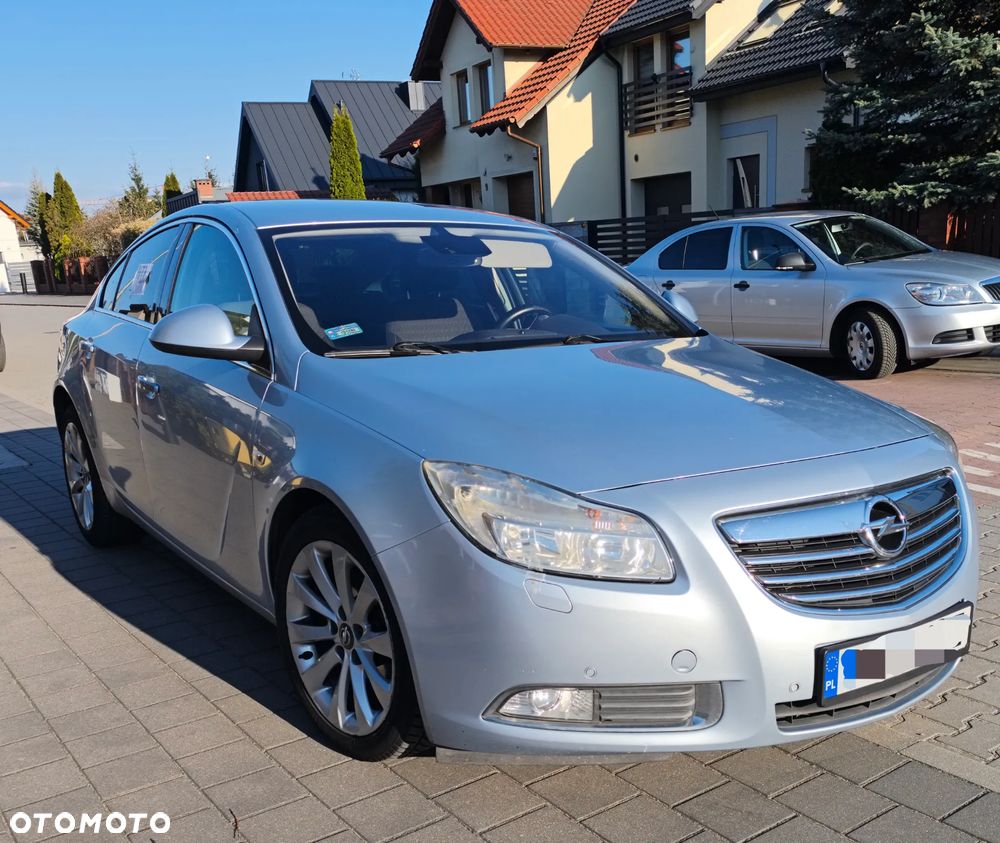 Opel Insignia - 1