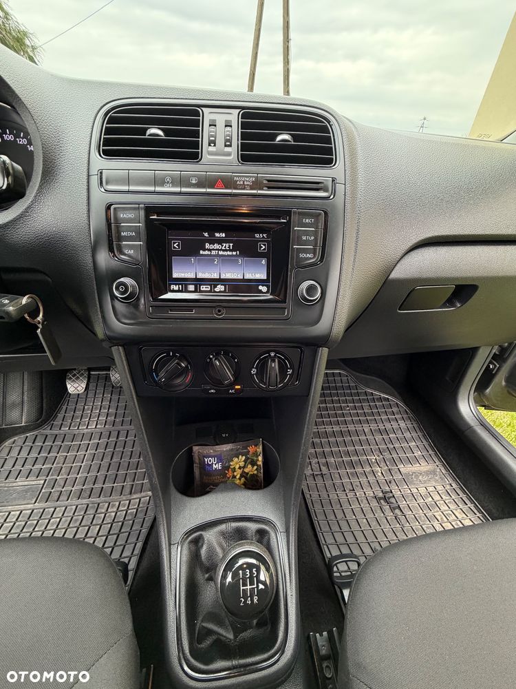 Volkswagen Polo 1.0 Blue Motion Technology beats - 14