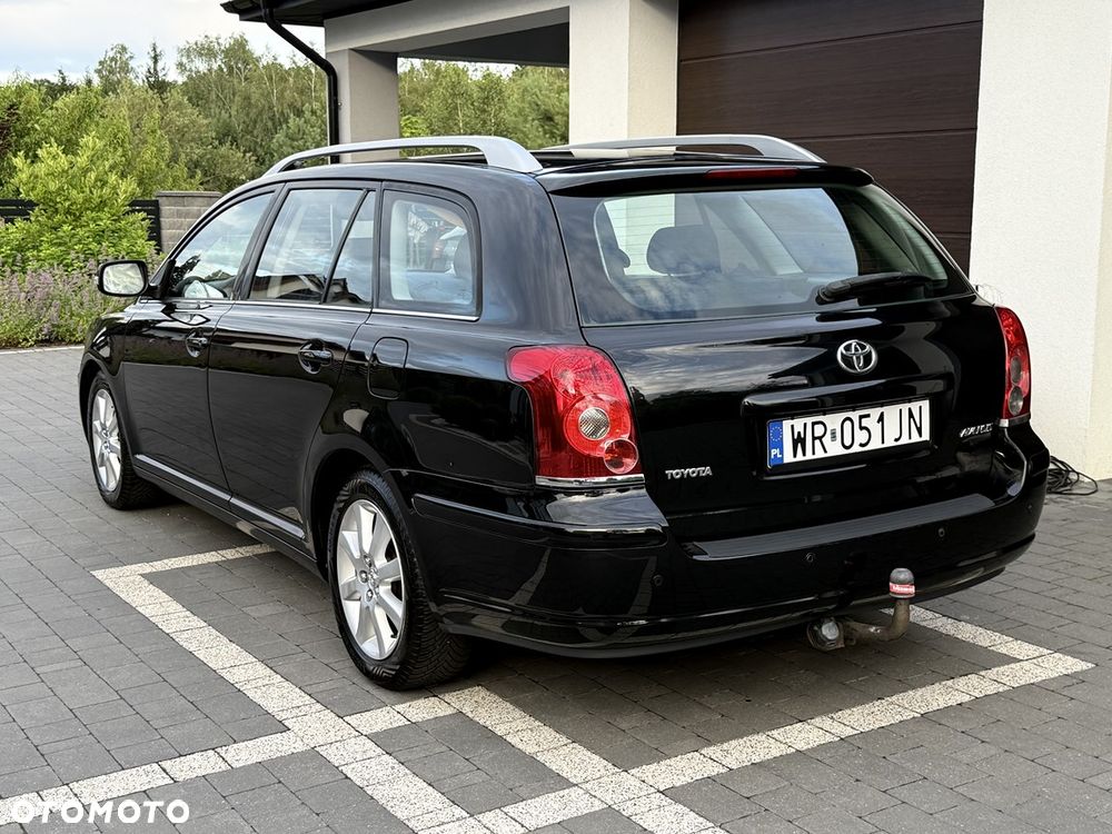 Toyota Avensis 1.8 VVT-i Combi - 5