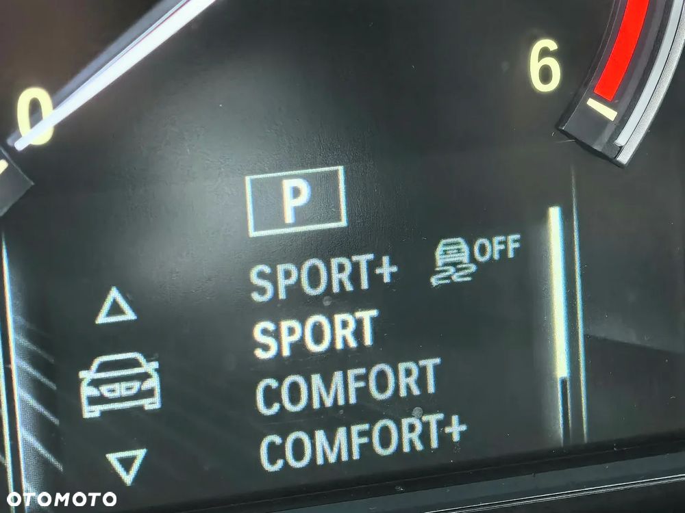 BMW Seria 5 520d Luxury Line - 23