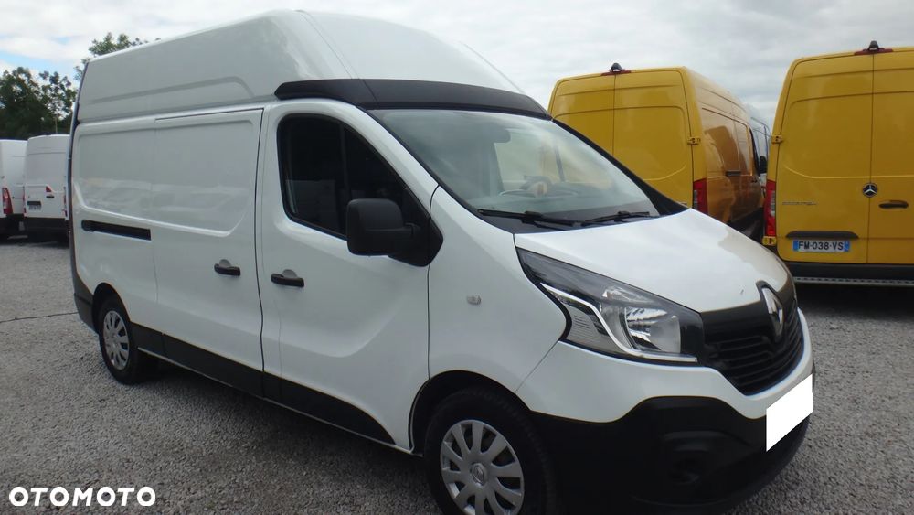 Renault Trafic - 2