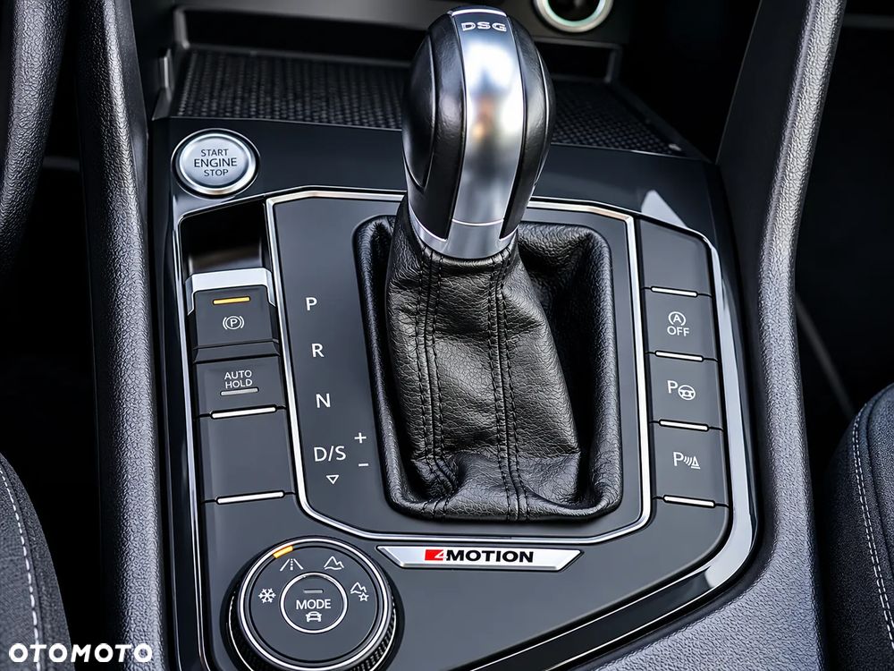 Volkswagen Tiguan - 32