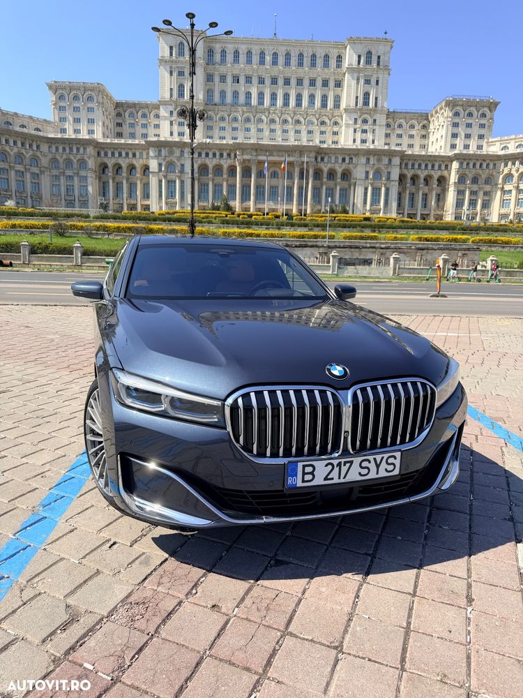 BMW Seria 7 745Le xDrive AT PHEV - 12