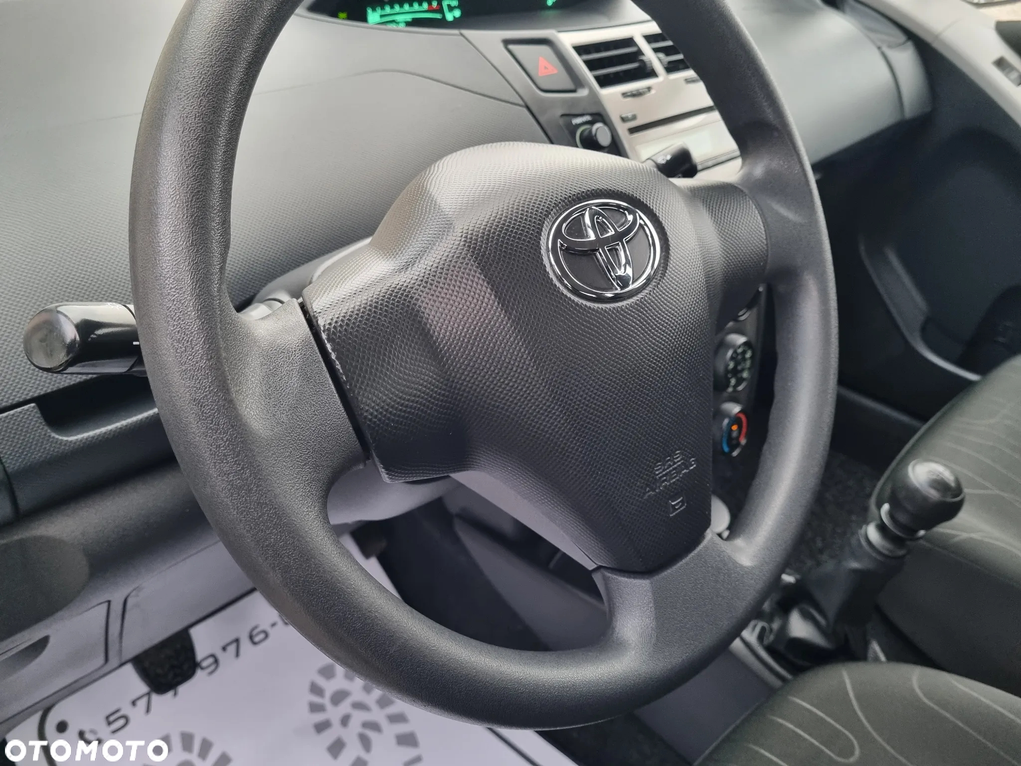 Toyota Yaris 1.33 VVT-i Life - 13