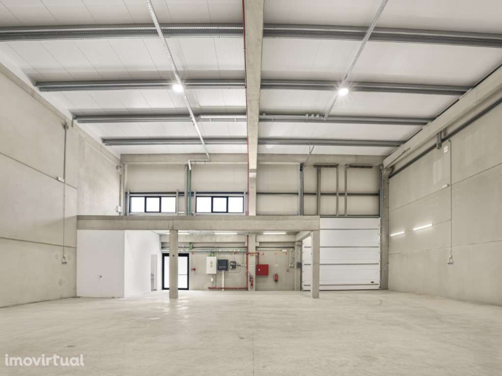 Armazém em rentabilidade à venda , Quinta de Matos - Grande imagem: 5/18