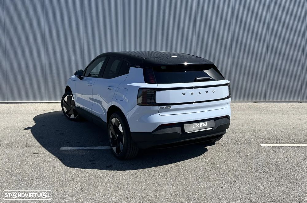 Volvo EX30 69 kWh Single Motor Extended Range Plus - 5