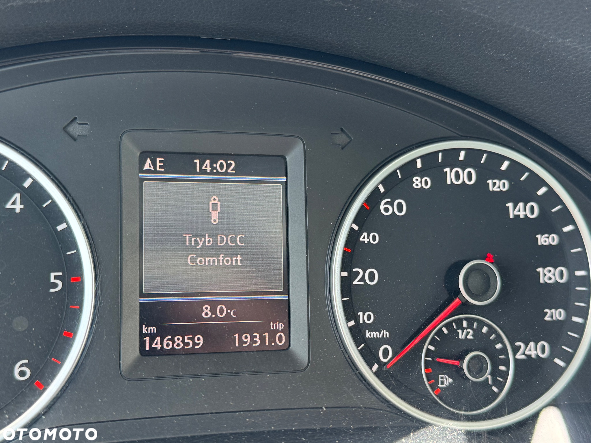 Volkswagen Tiguan - 23