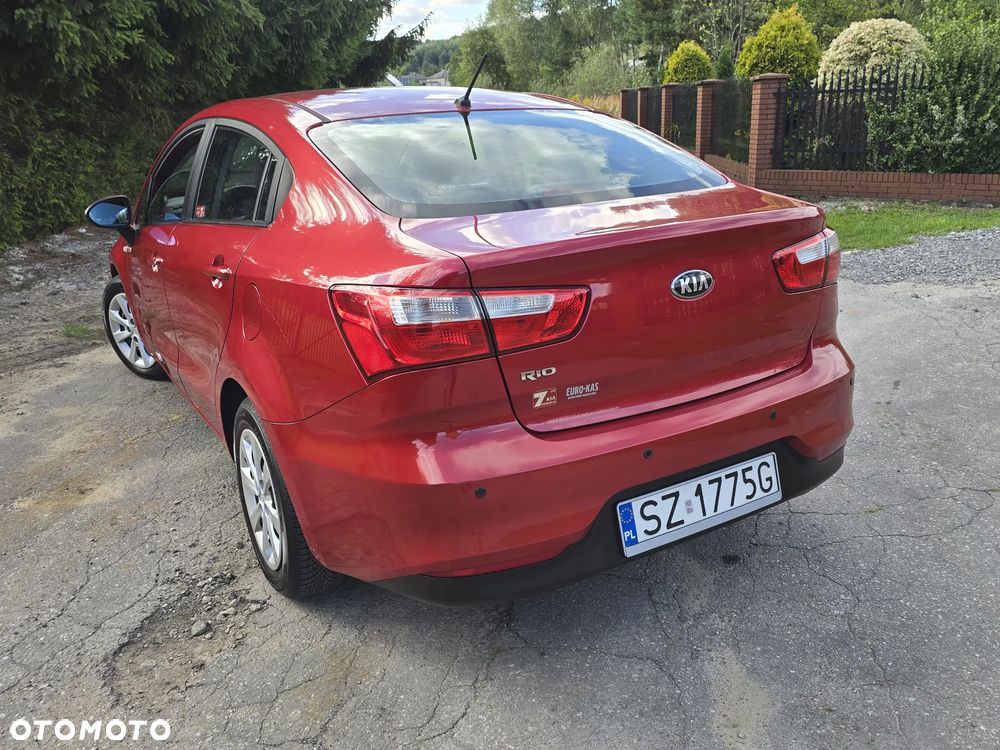 Kia Rio 1.2 L - 19