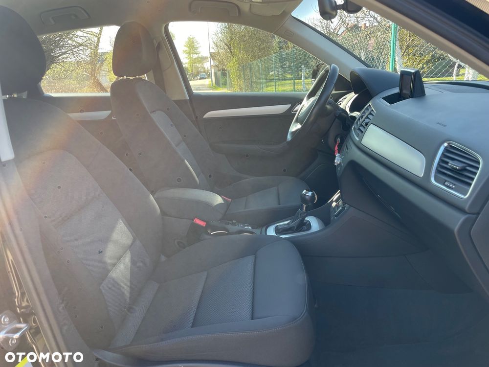 Audi Q3 2.0 TDI S tronic design - 26