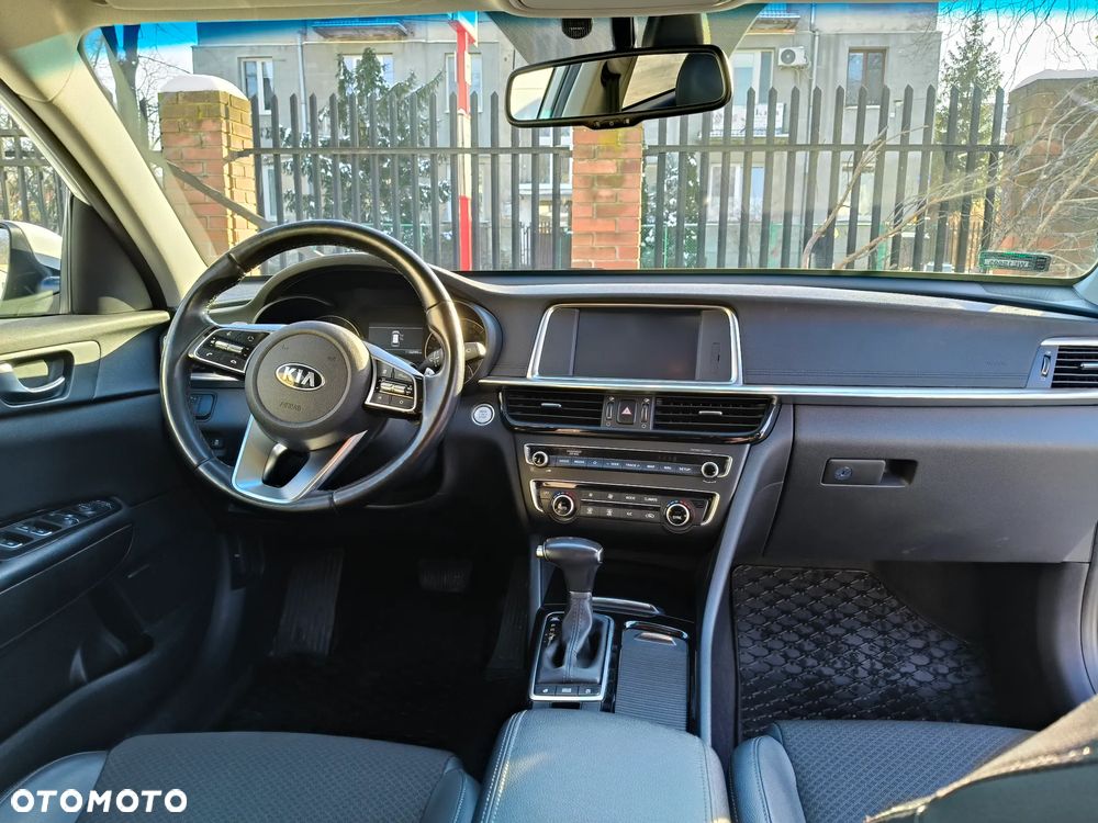 Kia Optima 1.6 T-GDI L DCT - 9