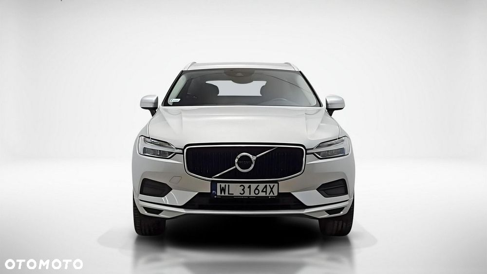 Volvo XC 60 B4 B Momentum - 8