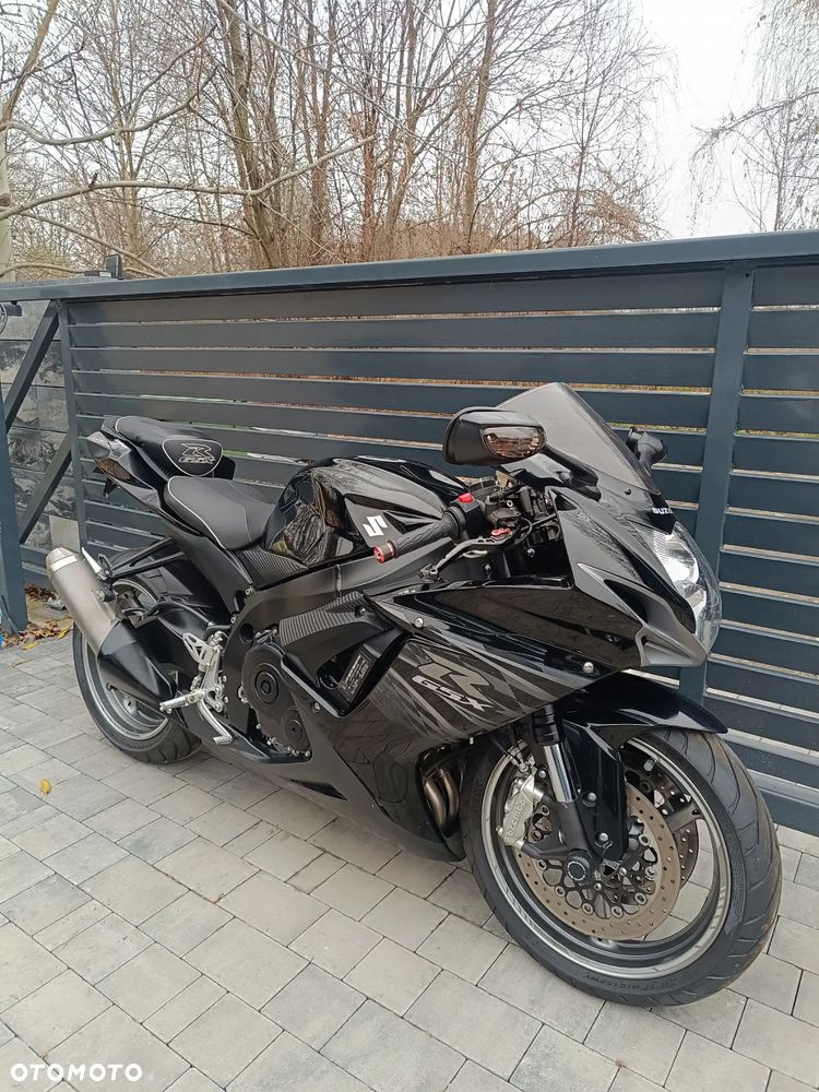 Suzuki GSX-R - 24