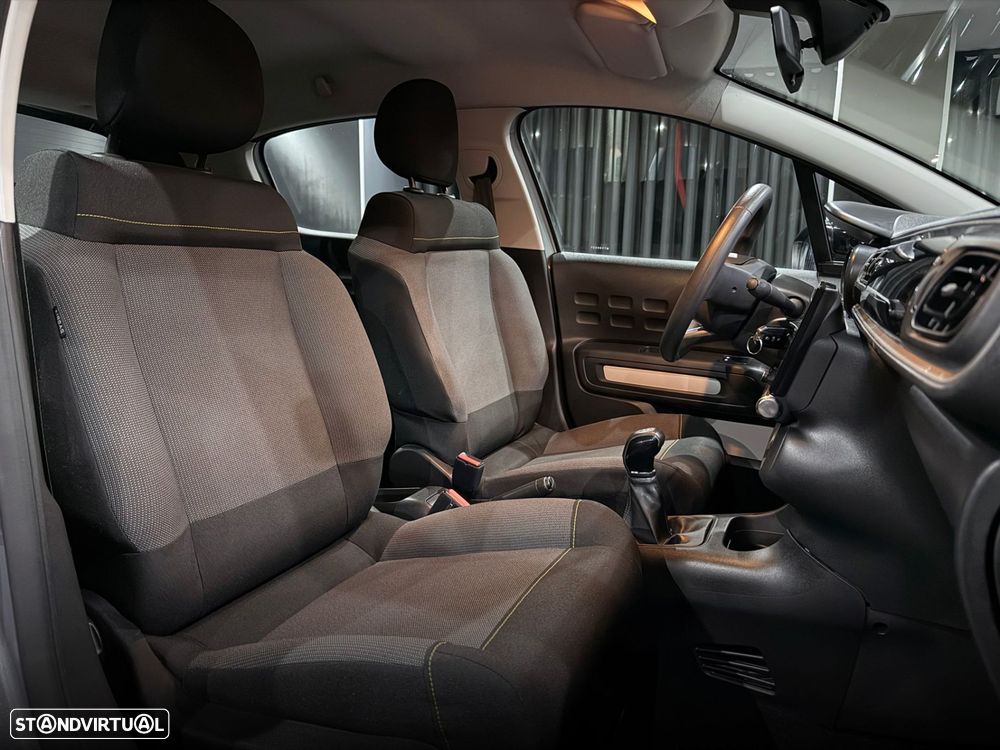 Citroën C3 1.2 PureTech Shine - 28