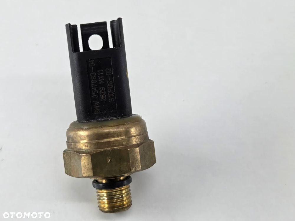 BMW E60 E87 E70 X5 E90 E92 F01 F10 F12 N43 N53 Czujnik ciśnienia paliwa - 5