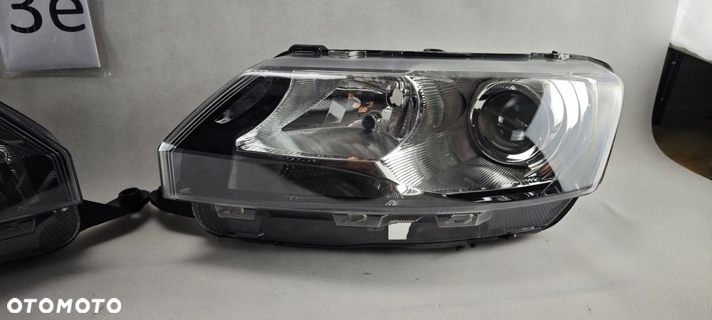 SKODA RAPID 5JB XENON LEWY PRAWY REFLEKTOR LAMPA LEWA PRAWA - 5