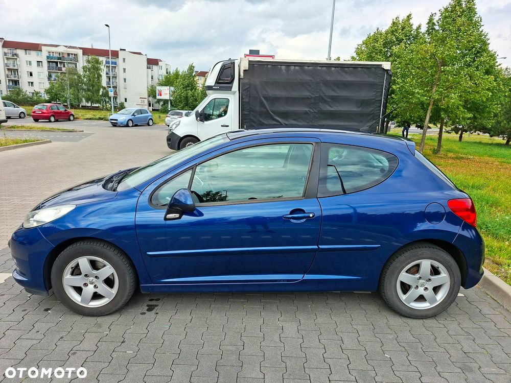 Peugeot 207 1.4 16V Trendy - 3