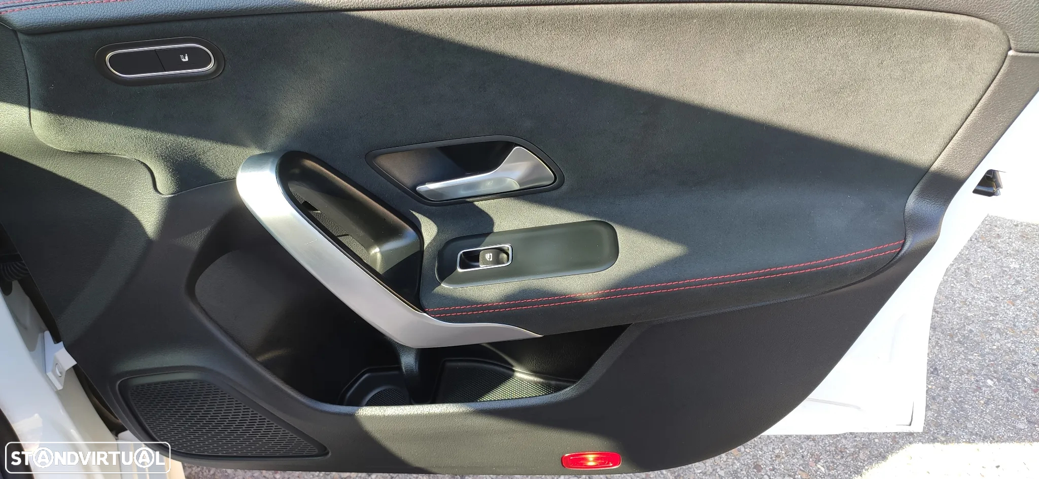 Mercedes-Benz CLA 250 e Shooting Brake AMG Line - 16