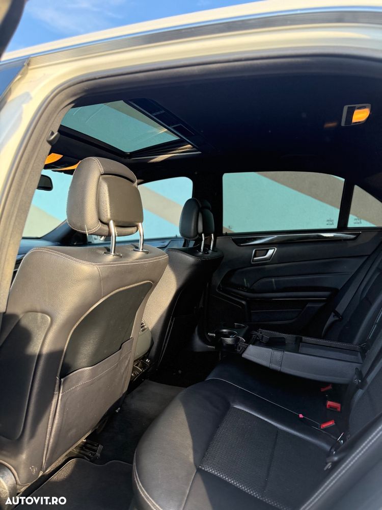 Mercedes-Benz E 220 BlueTEC 4Matic 7G-TRONIC Elegance - 17