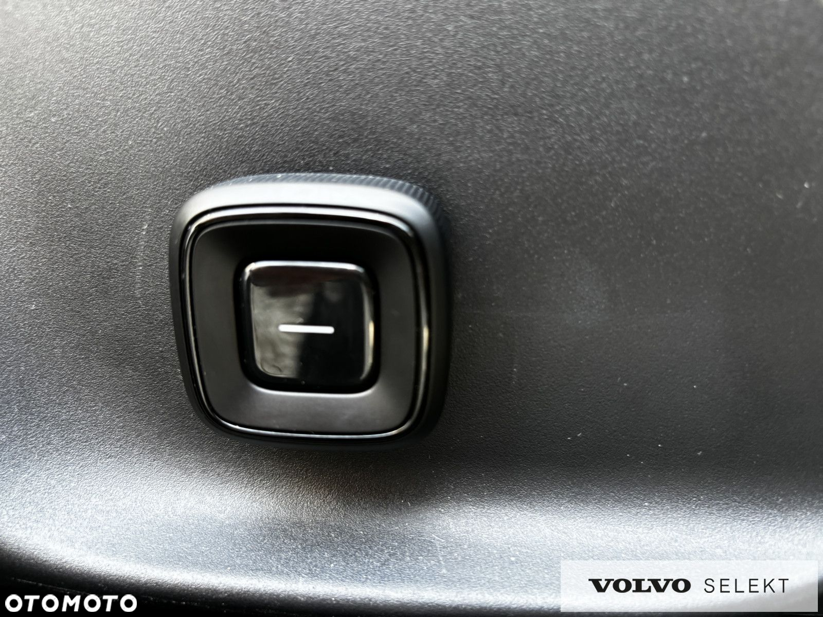 Volvo EX30 - 10