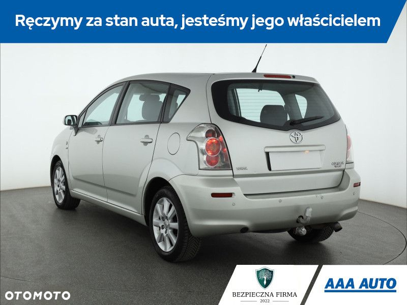 Toyota Corolla Verso - 5