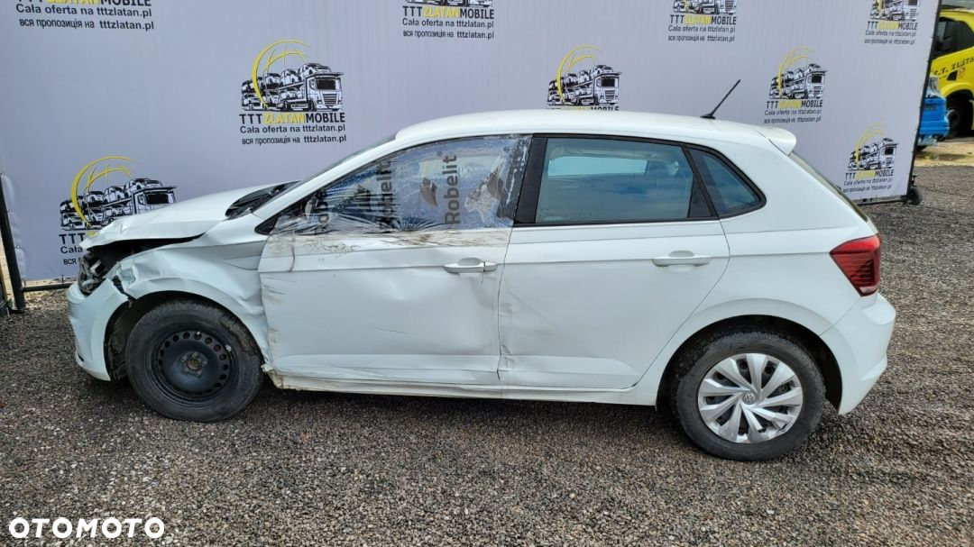 Volkswagen Polo - 8