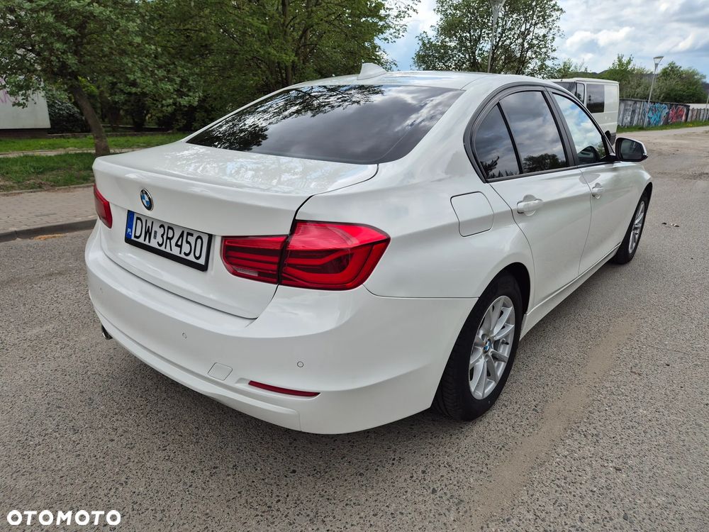 BMW Seria 3 318d Advantage - 7