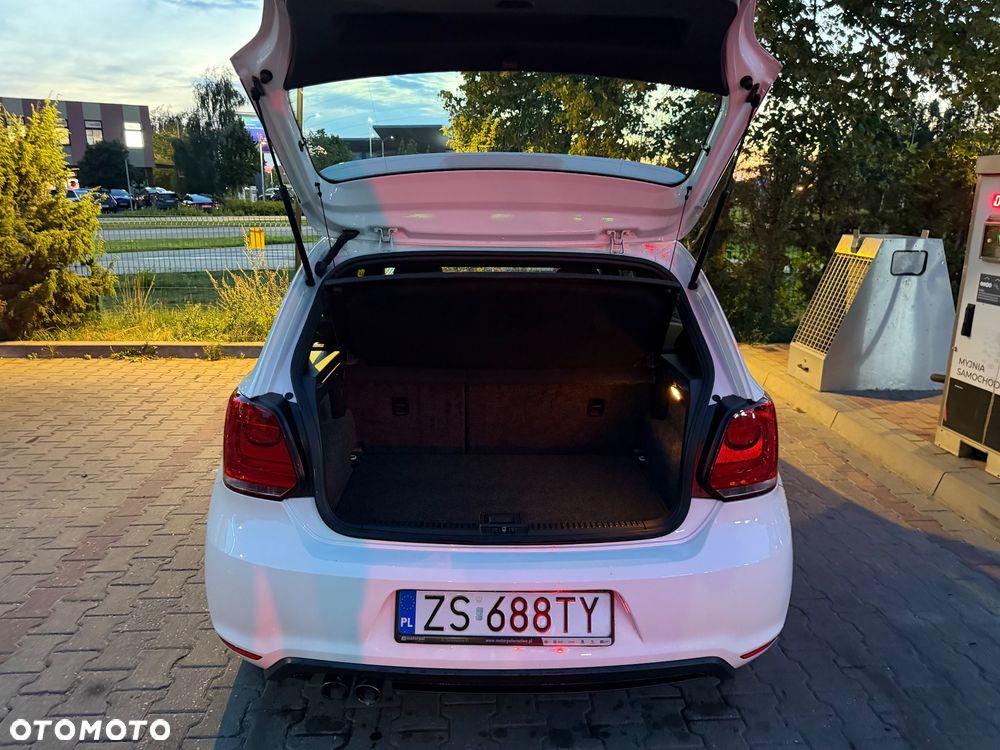Volkswagen Polo - 7