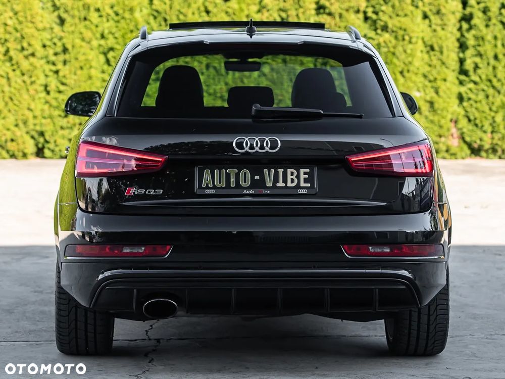 Audi RS Q3 2.5 TFSI quattro S tronic - 11