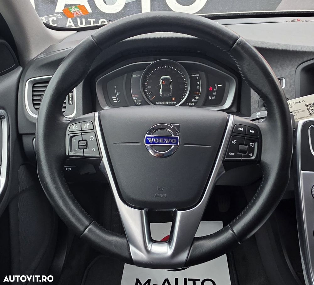 Volvo S60 - 11
