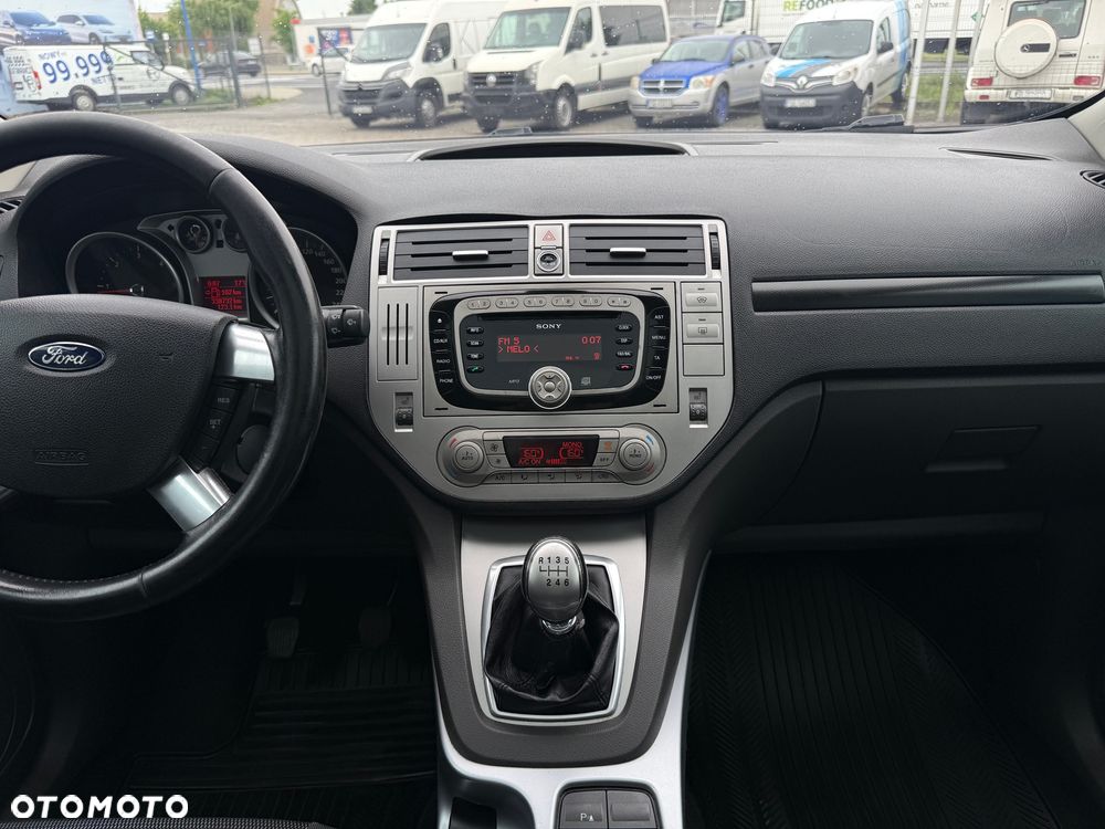 Ford Kuga 2.0 TDCi 2x4 SYNC - 16