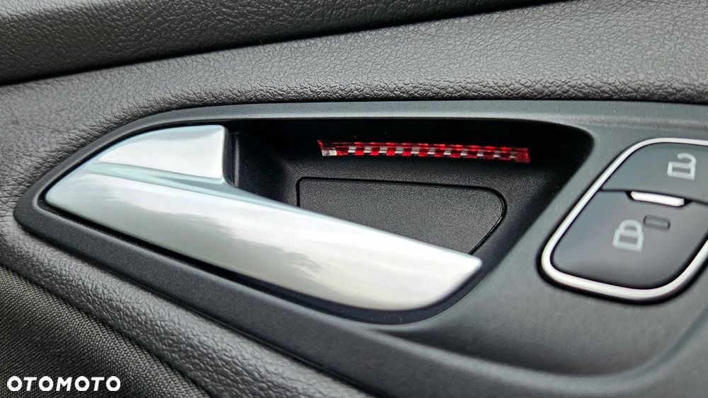 Ford Focus 1.5 EcoBlue Start-Stopp-System TITANIUM - 18