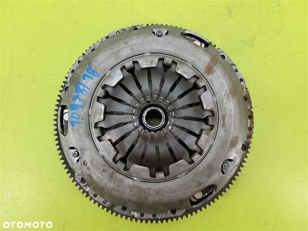 Sprzęgło Kompletne Seat Cordoba II 1.4TDI 70KM 2002–2009 045105273D VALEO - 2