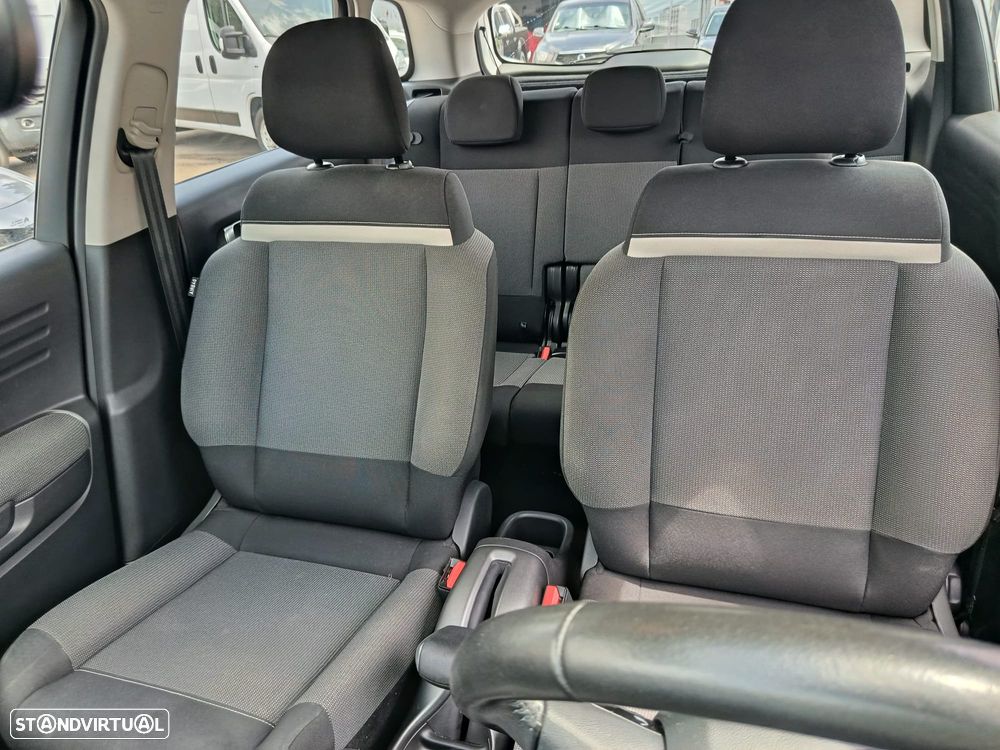 Citroën C3 Aircross 1.2 PureTech Shine - 9