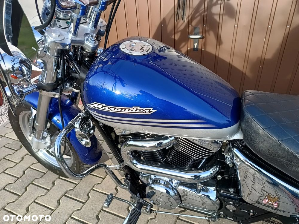 Suzuki Marauder - 20